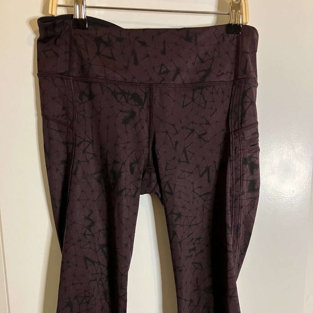 Lululemon cropped capri leggings size 6